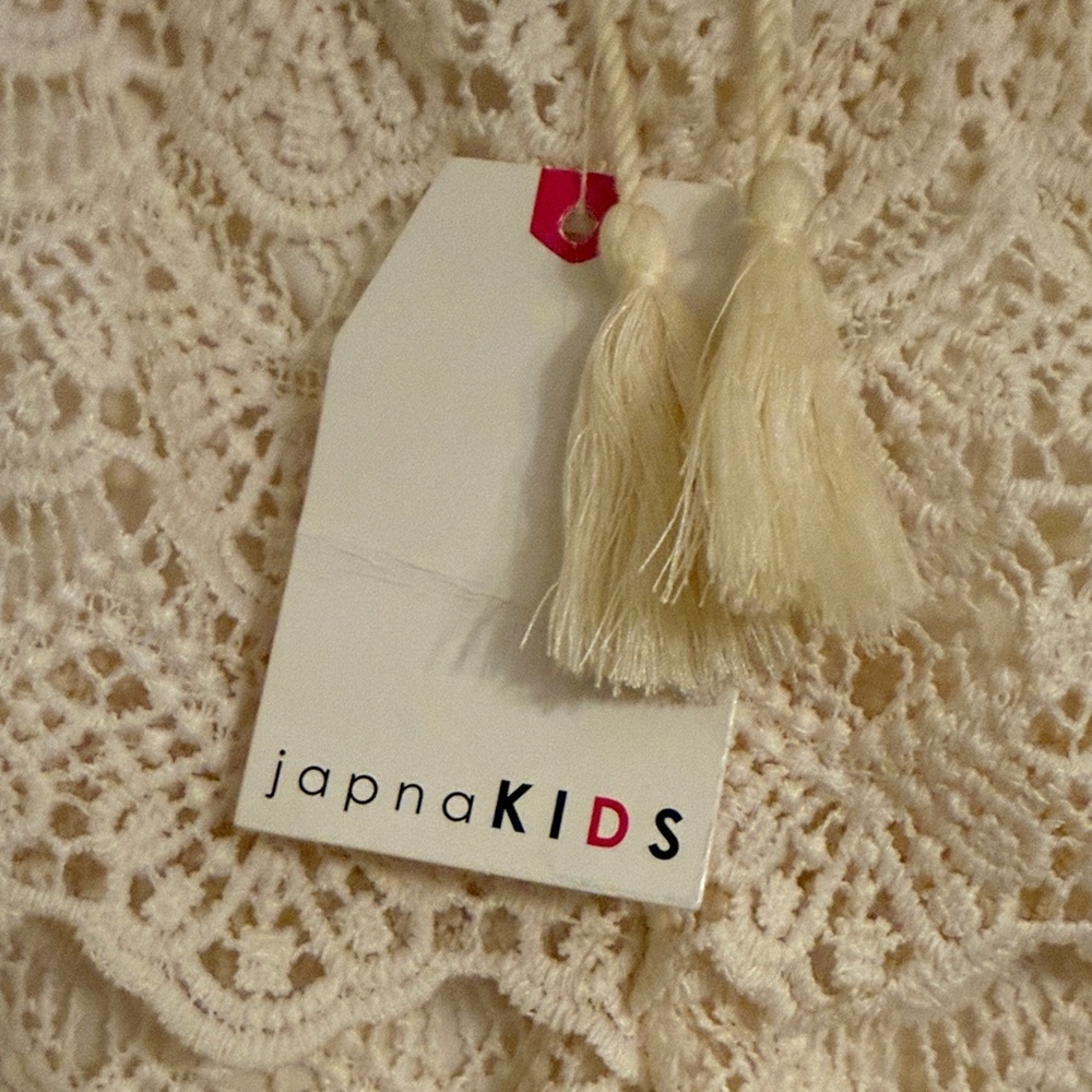 Charming Crochet Lace Kids Shorts - Cream - Picture 3 of 9